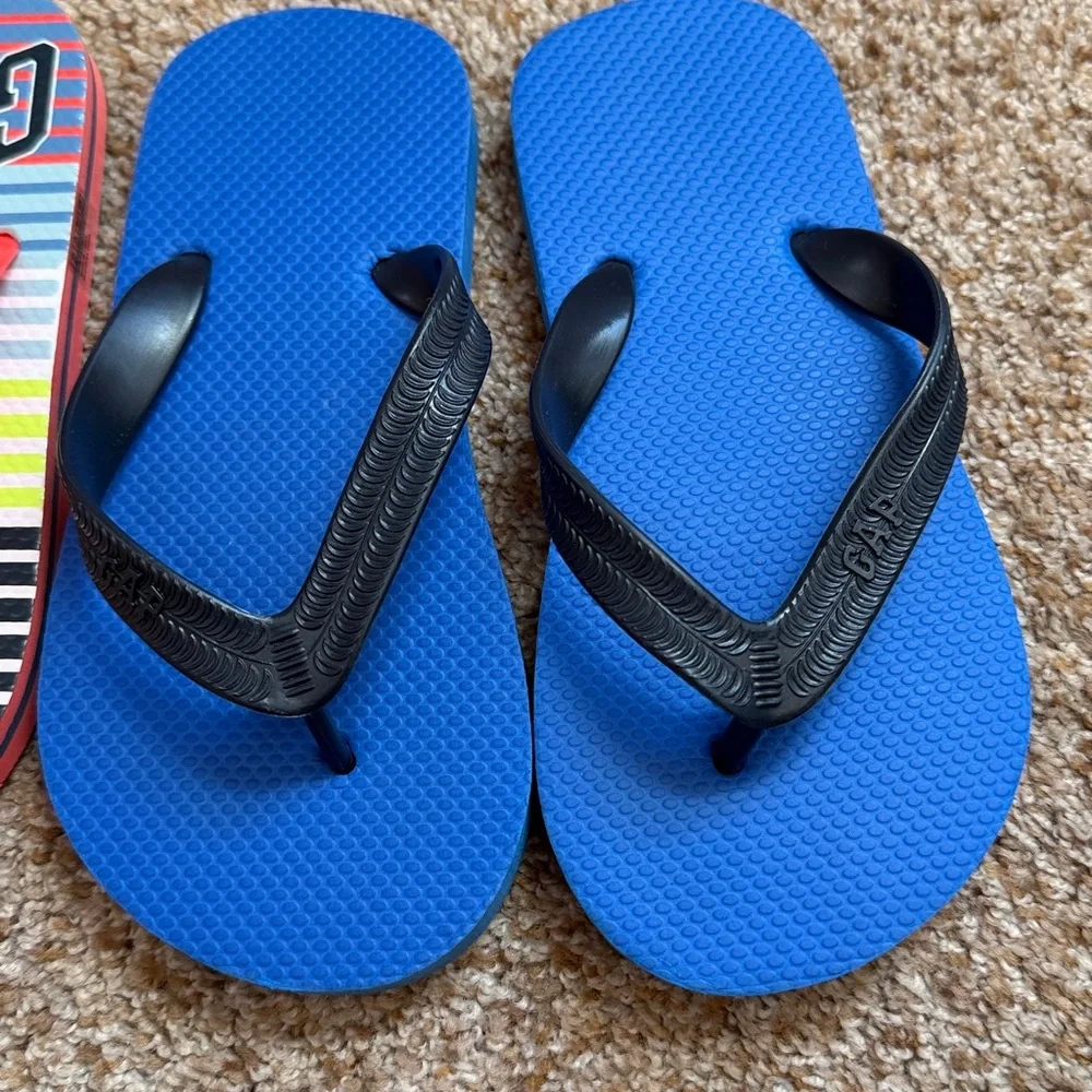 NWT Gap Factory striped, worn Gap blue/black flip flop, 1-2